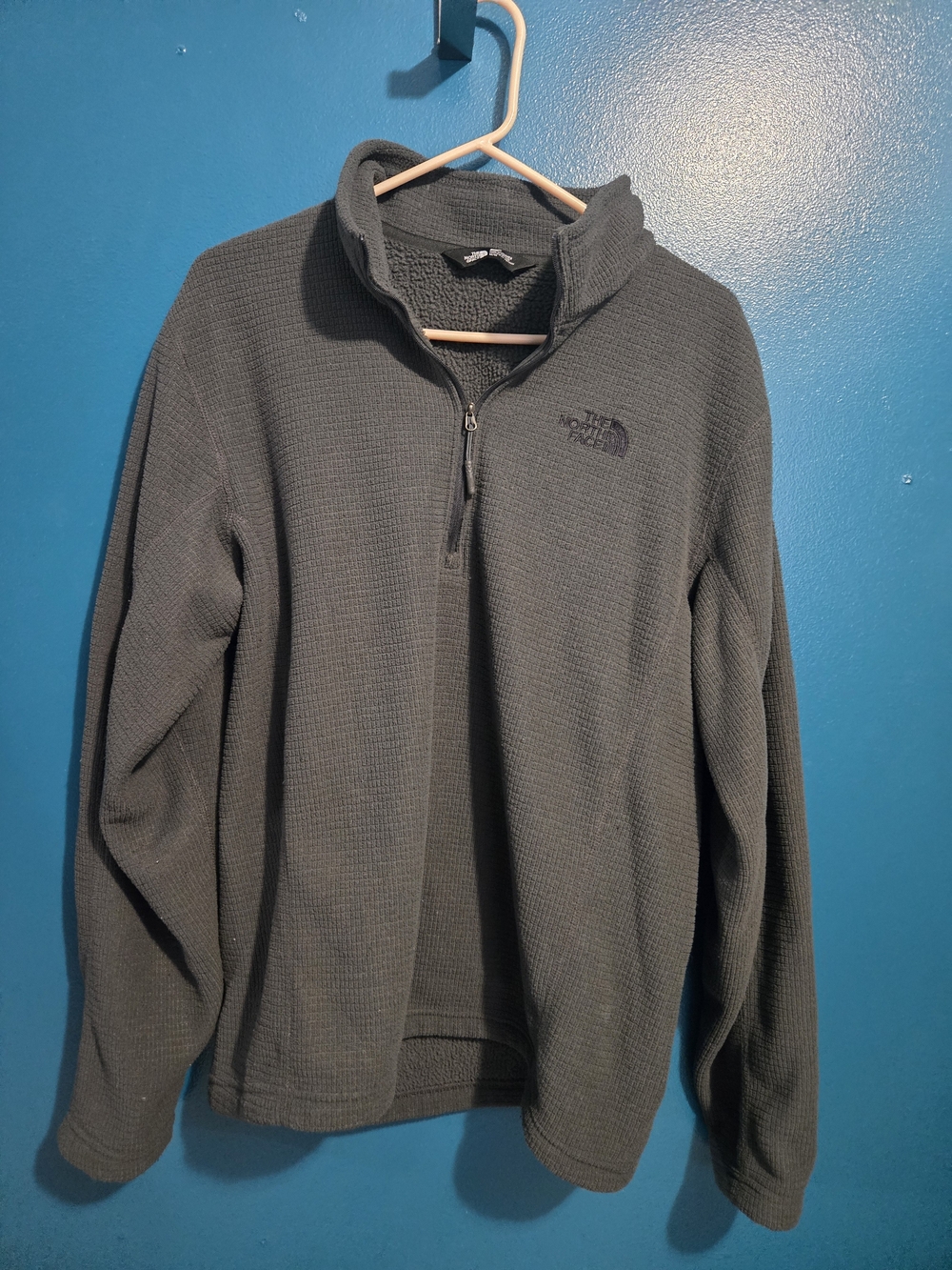 The North Face Men’s Olive Green Quarter-Zip Waffle Fleece Pullover